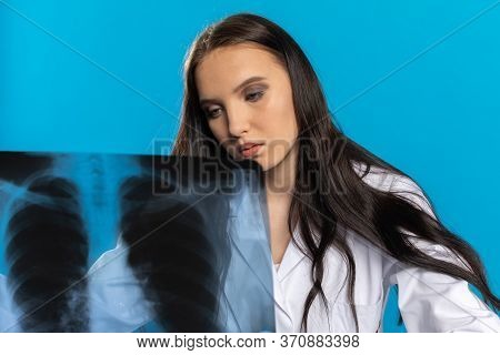 The Pulmonologist Checks The Patients Lungs For Any Disturbing Changes.