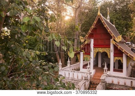 Thailand Chiang Saen Wat Phra That Chom Kitti