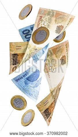 Money From Brazil Falling, Notes Of One Hundred Reais And Fifty Reais With Coins Of One Real, Fallin