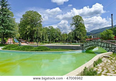Parte dei giardini pubblici - fontane e stagno
