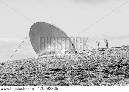 Tankwa, South Africa - Sep 4, 2022: Outdoor Attractions At Tankwa Road Stall Next To Road R355 In Th