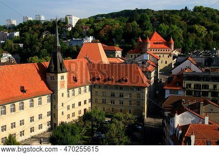 Lausanne, Switzerland-09.13.2018: Photo With The View Of The Gymnasium De La Cite And The Castle Cha