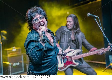 Mt. Clemens, Michigan -usa- January 28, 2023: Xyz Performing At The Emerald Theatre As Special Guest
