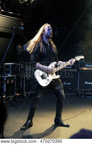 Mt. Clemens, Michigan -usa- January 28, 2023: Xyz Performing At The Emerald Theatre As Special Guest