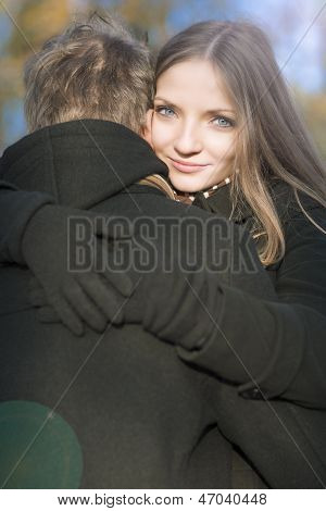 Теплые объятия