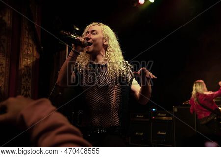 Mt. Clemens, Michigan -usa- January 28, 2023: George Lynch Performing At The Emerald Theatre With Sp