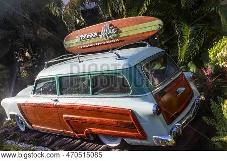 Playa Del Carmen; Mexico - February 11, 2023: Wyndham Hotel's Famous All-inclusive Car At The Adults