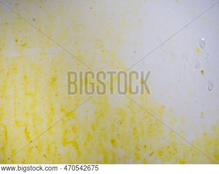 Mold On Bathroom Enamel. Black Dots Of Mold And Yellow Plaque. Requires Cleaning. Before Using Clean