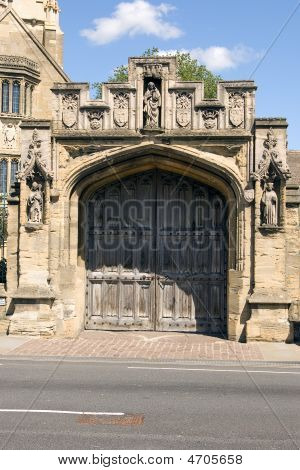 Gate
