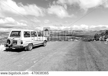 Cederberg, South Africa - Sep 4, 2022: Top Of The Katbakkies Pass In The Western Cape Cederberg. A V