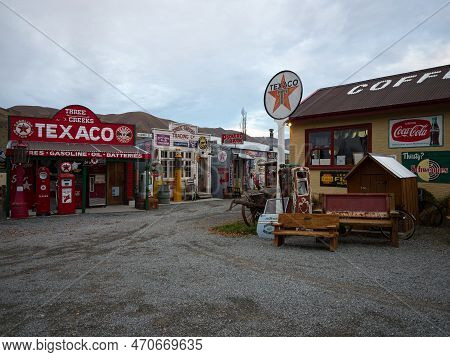 Burkes Pass, New Zealand - 2023: Old Historic Red Roadside Texaco Gas Station Fuel Pump In Burkes Pa