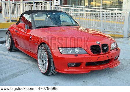 San Juan, Ph - Nov 20 - Bmw Z3 At Bimmers Reunite On November 20, 2022 In San Juan, Philippines. Bim