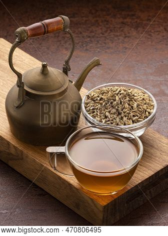 Infusion Of Foeniculum Vulgare - Hot Medicinal Fennel Tea