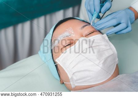 Eyebrow Tattoo Clinic Or Eyebrow Embroidery Clinic