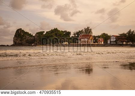 Thailand Prachuap Bang Wat Saphan Bo Thong Lang