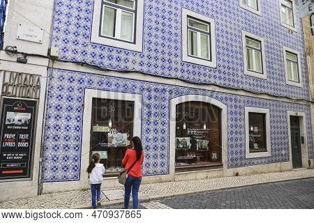 Lisbon, Portugal- November 22, 2022: Facade Of The World's Oldest Bookstore Called Bertrand In Lisbo