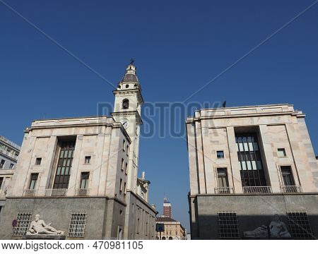 Piazza Cln Square In Turin