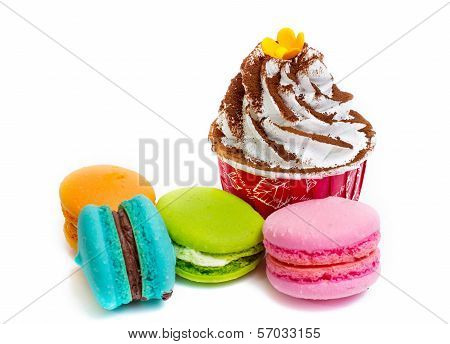 Cupcake And Macaroon