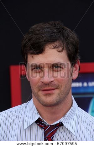 Tom Everett Scott  at the 
