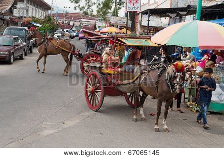 Carriage On The Street Bukittinggi
