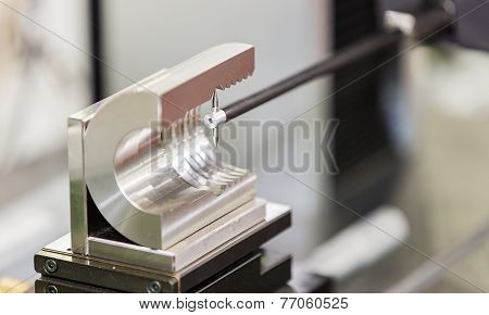 Operator Inspection Automotive Part By Contour Measuring Machine