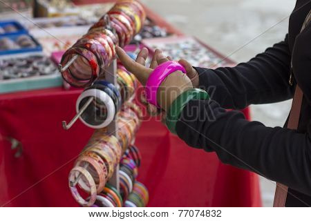 Bangles try on