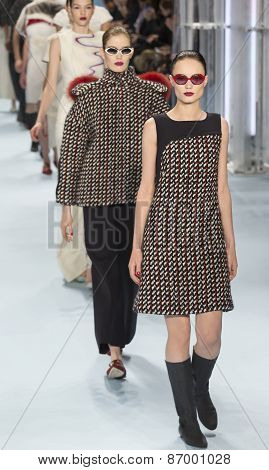 Carolina Herrera - Fall 2015 Collection