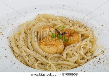 Pasta With Scallops