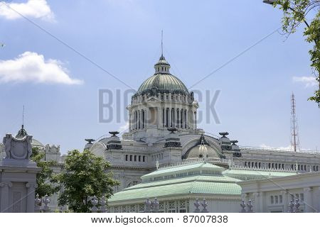 The Ananta Samakhom throne hall in thailand