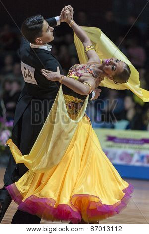 Minsk, Belarus-february 15, 2015: Unidentified Professional Dance Couple Performs Youth-2 Standard P