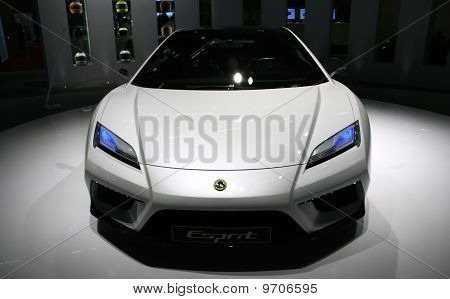 파리 모터쇼에서 로터스 Esprit 개념