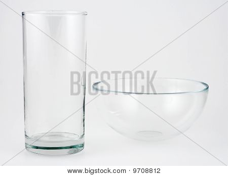 vaso vacío y vaso
