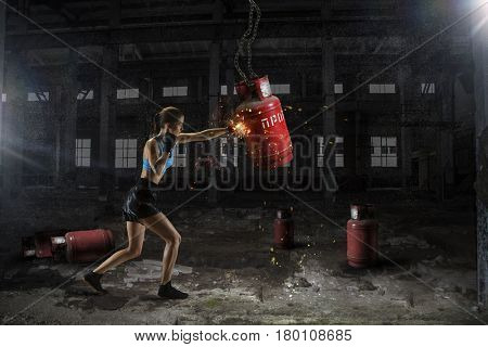 Women ultimate fighting . Mixed media . Mixed media