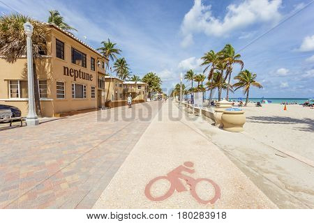 Hollywood Beach Fl USA - March 13 2017: Bikeway at the Hollywood Beach Broad Walk on a sunny day in March. Florida United States