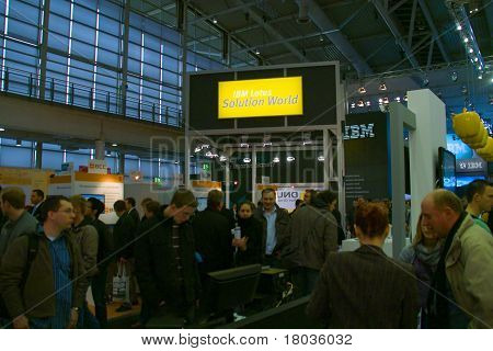 Hannover, Německo - 5. března: Stojan IBM na březen 5, 2011 v Cebit počítač Expo, Hannover, Ger