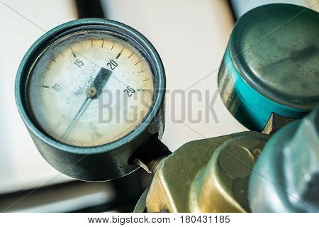 old bars pressure sensor on the machine producrion line