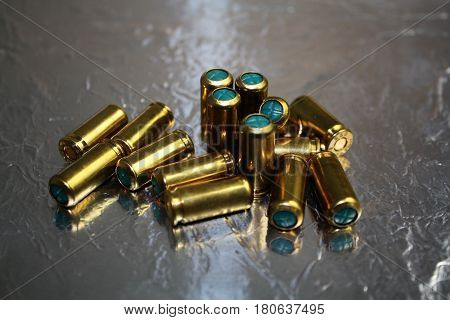 Green brass blindly blind munition hubson silver surface