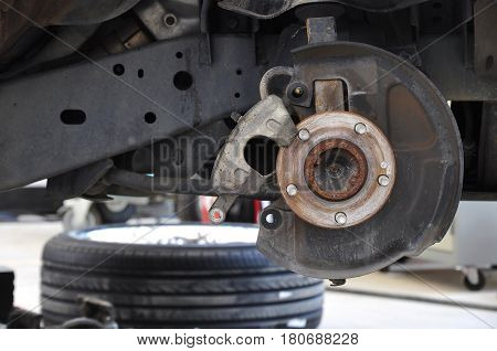 brake disk and detail of the wheel assembly