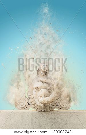 Sculture Of Head Lion And Snake Tongue With Particle Fractal Noise Effect