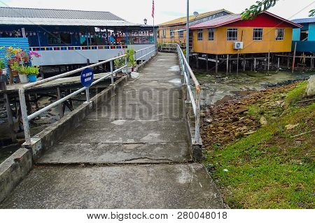 Labuan,malaysia-jan 15,2019:view Of Water Village Known As Patau Patau In Labuan Pearl Of Borneo,mal