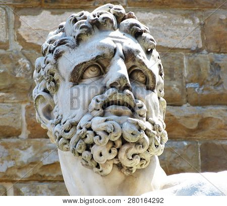 Hercules By Baccio Bandinelli Outside Palazzo Vecchio On Piazza Della Signoria, Florence, Italy
