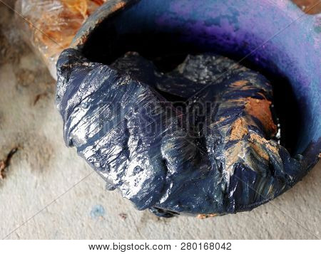 Process Mix Material For Preparing Natural Colors Mauhom Or Indigo Color Of Indigenous And Wisdom Kn
