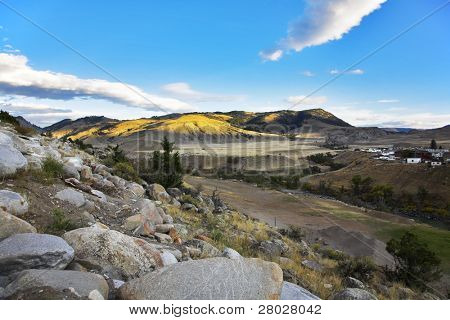 Allereerste en de meest bekende Nationaalpark Yellowstone in de Verenigde Staten. Het begin van een route