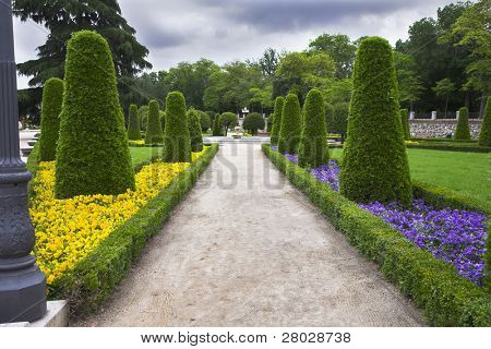 Avenue nel magnifico parco 