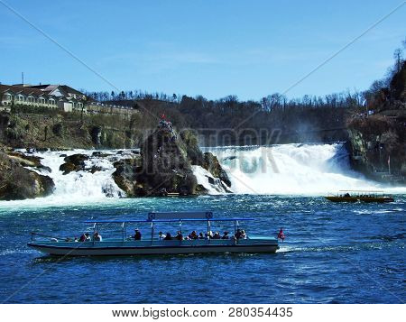 The Rhine Falls Or Rheinfall Waterfall, Neuhausen Am Rheinfall - Canton Of Schaffhausen, Switzerland