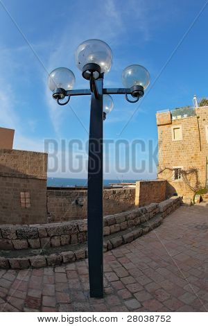 Gaden lygten i gamle Yaffo. Klart skyfri dag i December