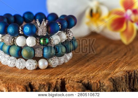 Beautiful Jewelry Made Of Natural Stones And Exquisite Accessories