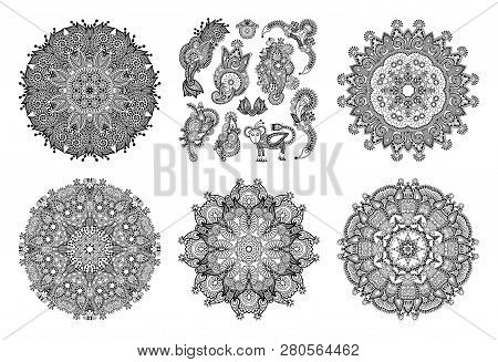 Set Of Circle Lace Ornament, Round Ornamental Geometric Doily Pattern In Indian Kalamkari Style