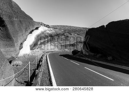 La Tarta Del Teide - Geological Formation Of Solidified Lava Flows. Tenerife. Canary Islands. Spain.