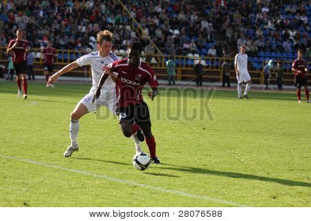TOMSK, Russie - 29 août : Match de Football Championnat de Russie parmi Tom'(Tomsk) - Moscow (Moscou)